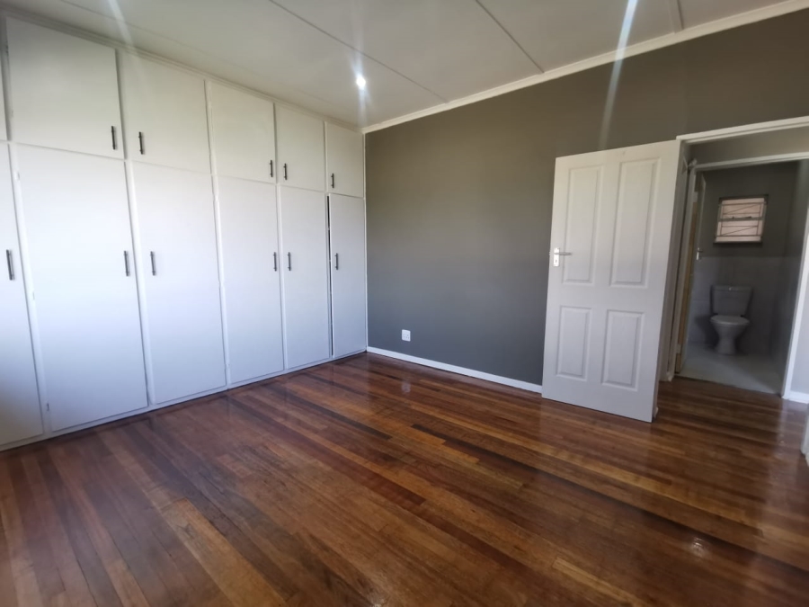 3 Bedroom Property for Sale in Van Riebeeck Hoogte Eastern Cape